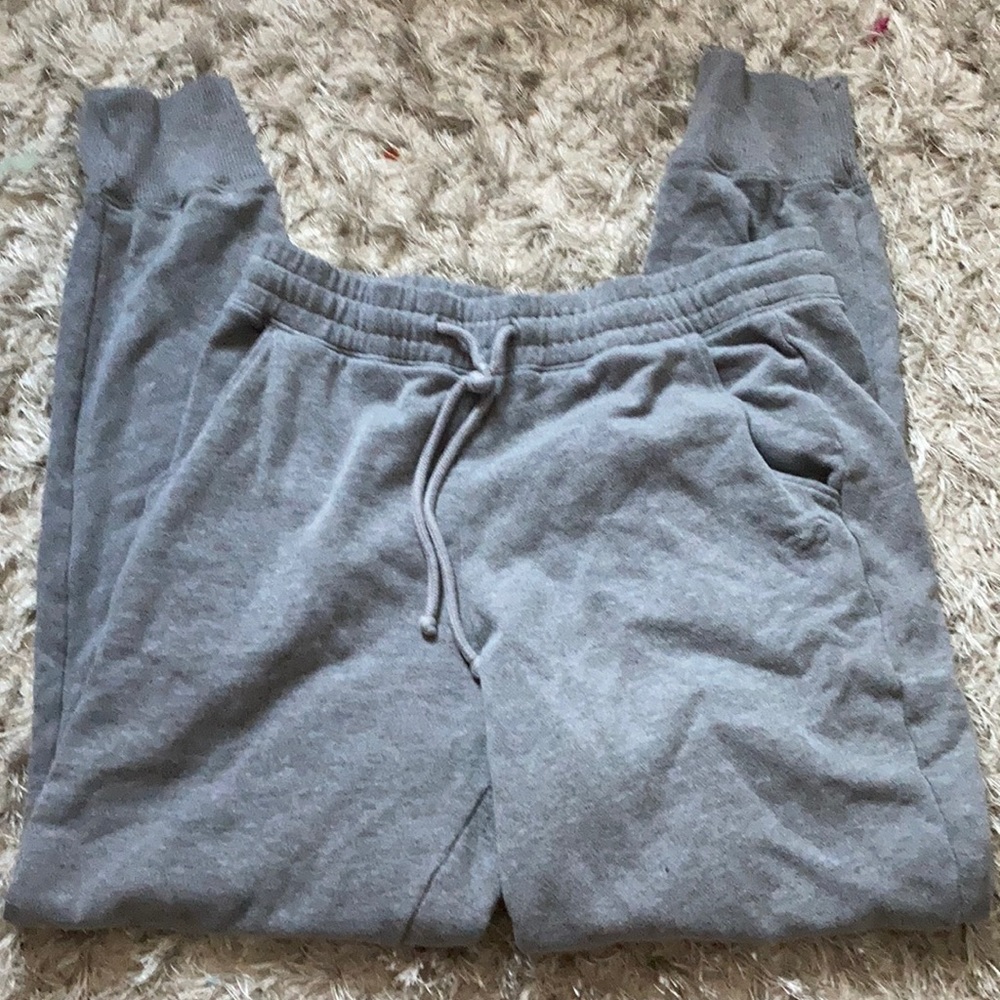Hollister Joggers!